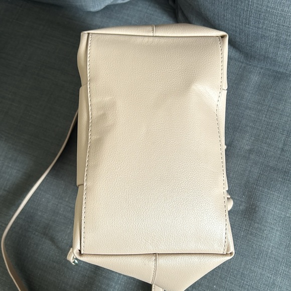 Zara Nude Bucket Bag - Picture 5 of 5